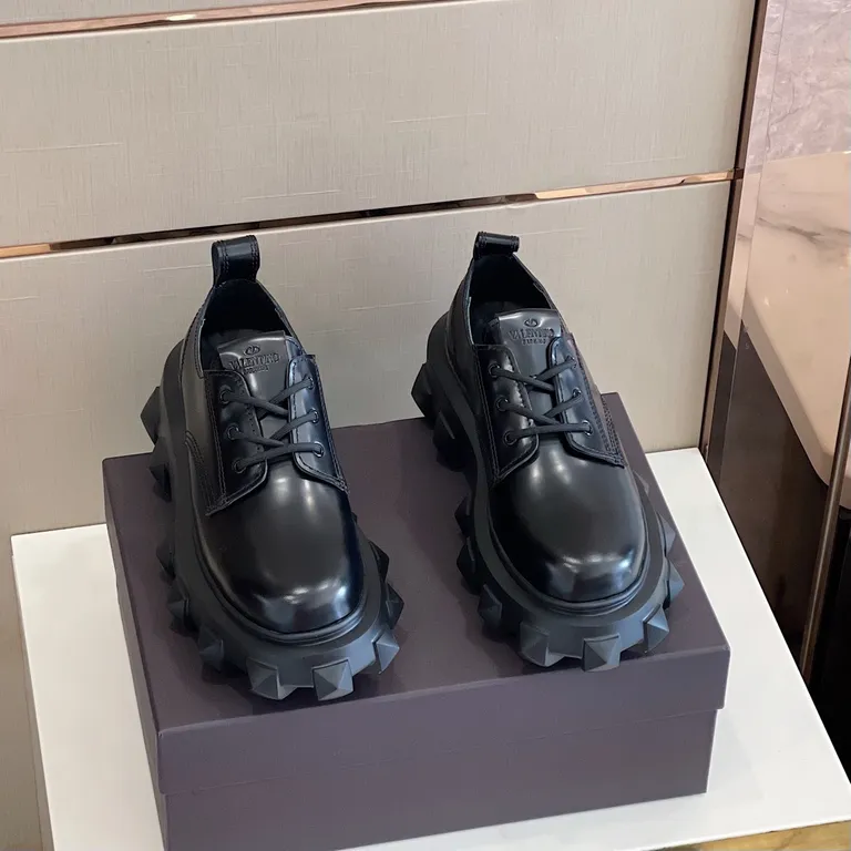 Valentino Shoe 